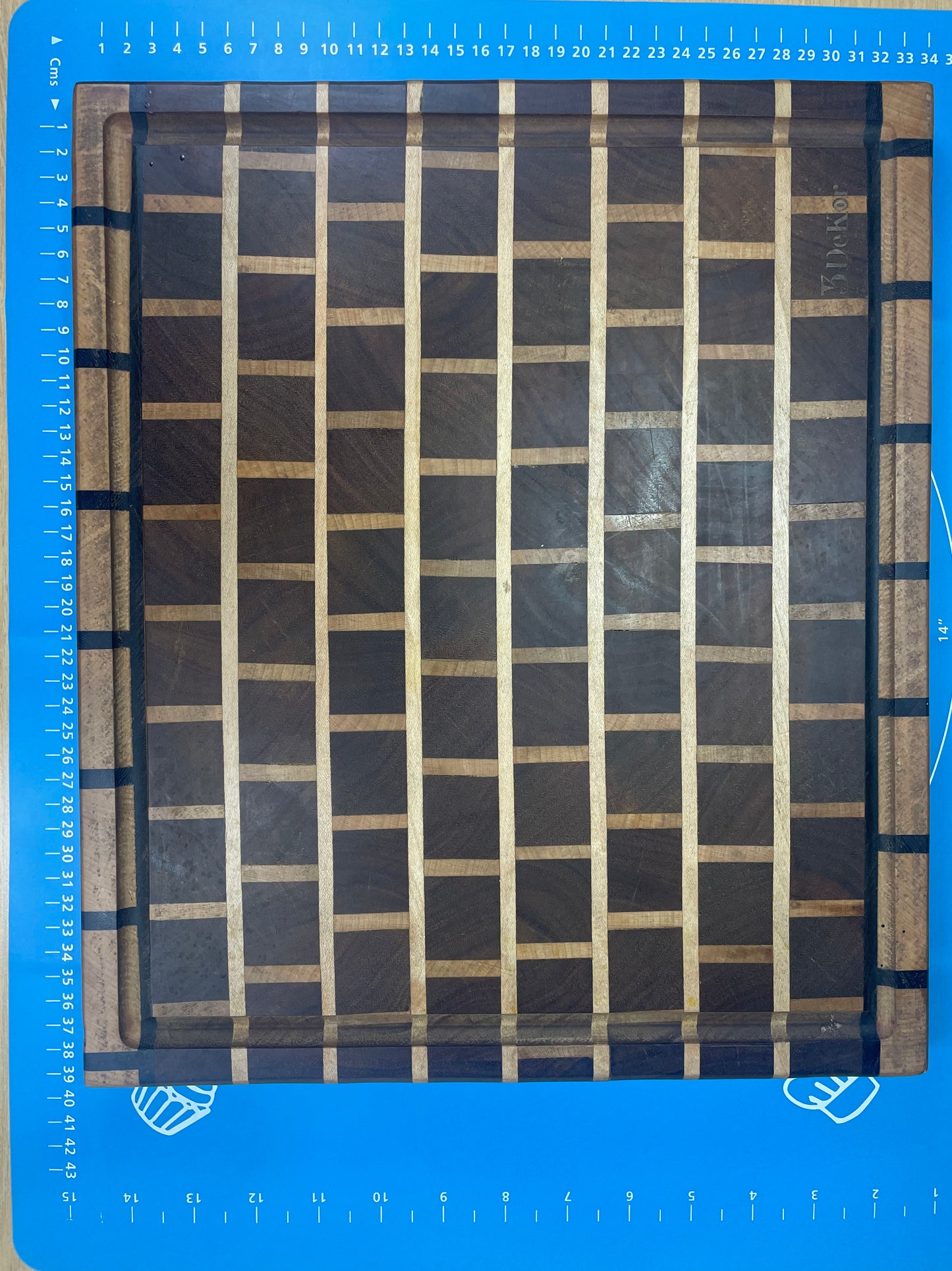 Endgrain Cutting Board: Maple & Mahogany & Wenge Brick Wall Design-->Mahogany